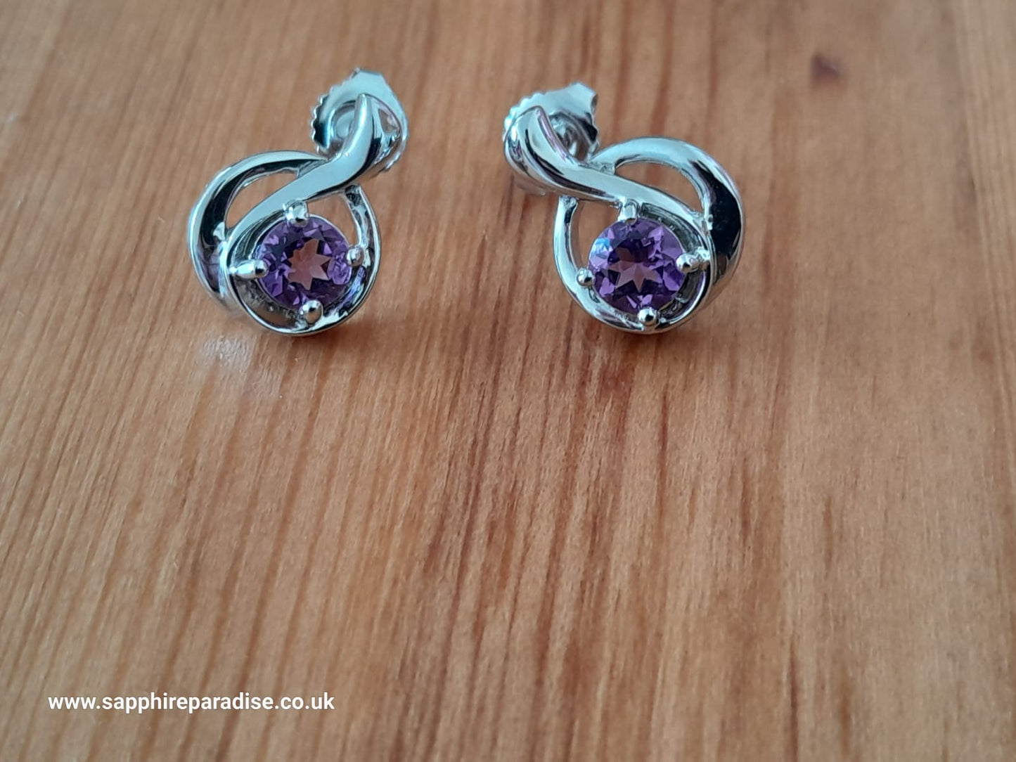 Sterling Silver Earring with Amethyst