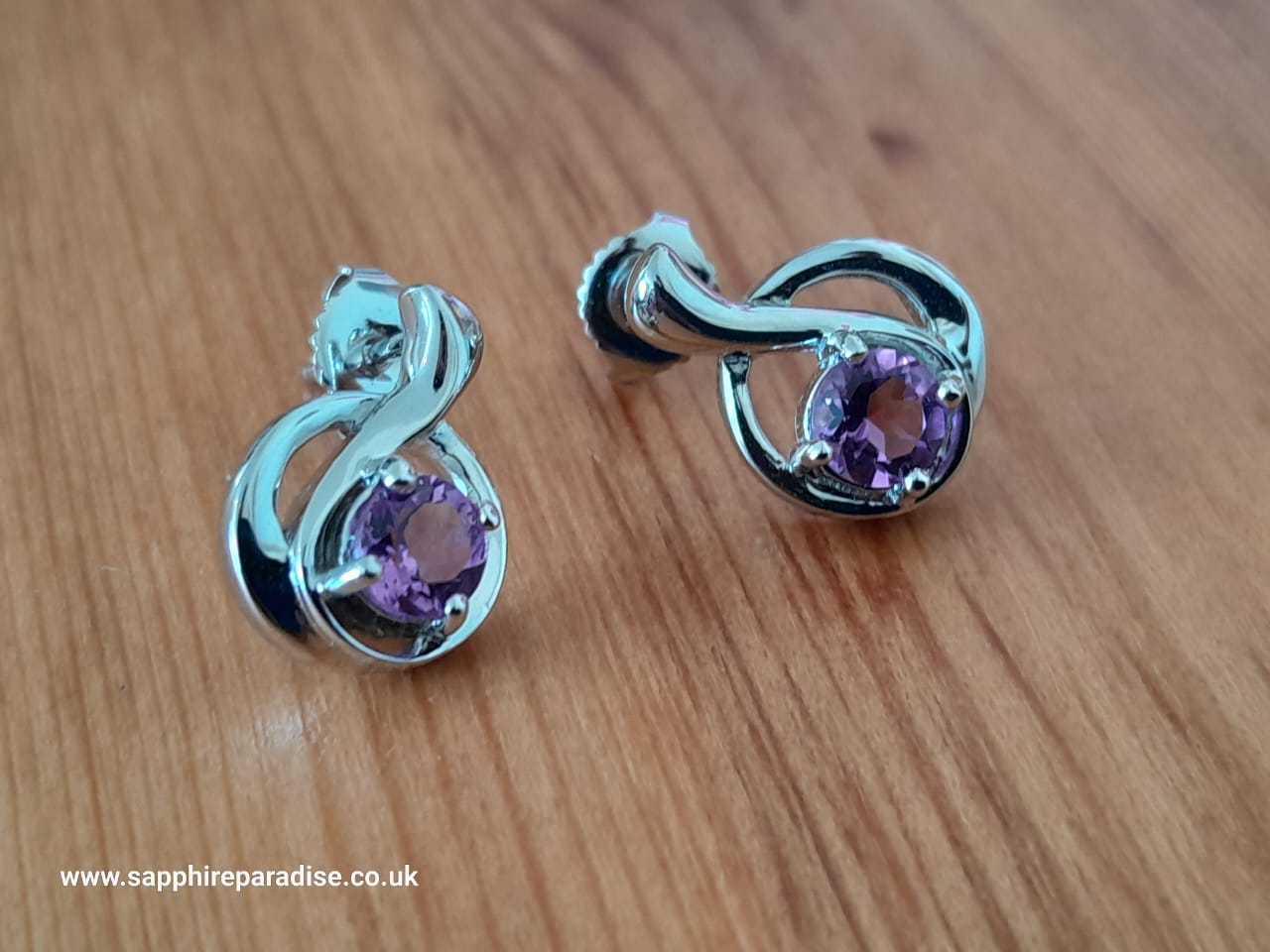 Sterling Silver Earring with Amethyst