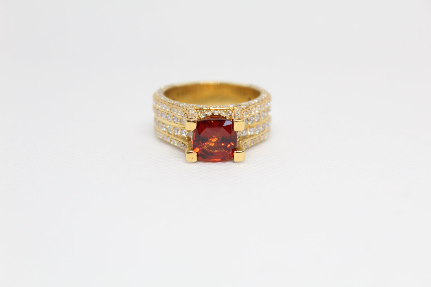 925 Sterling Silver Ring (Gold Plated) with a Natural Garnet