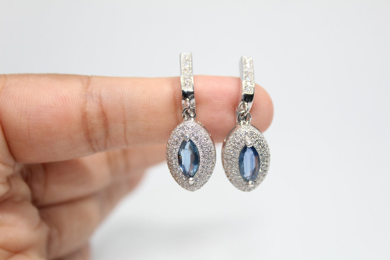 Sterling Silver Jewellery set with Natural Ceylon Blue Sapphires (1-Carat each)