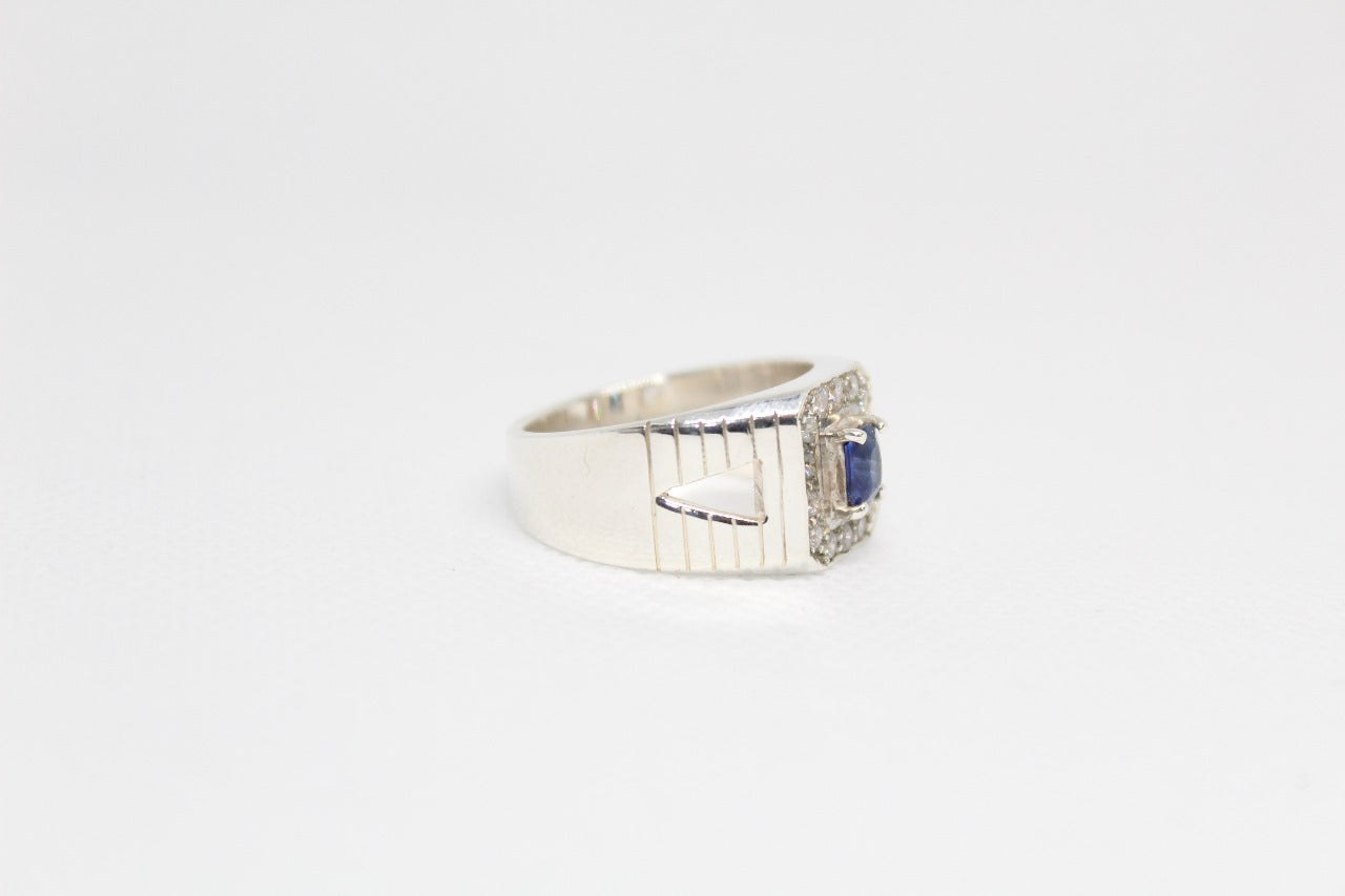 Sterling Silver Men's Ring with Natura Ceylon Blue sapphire