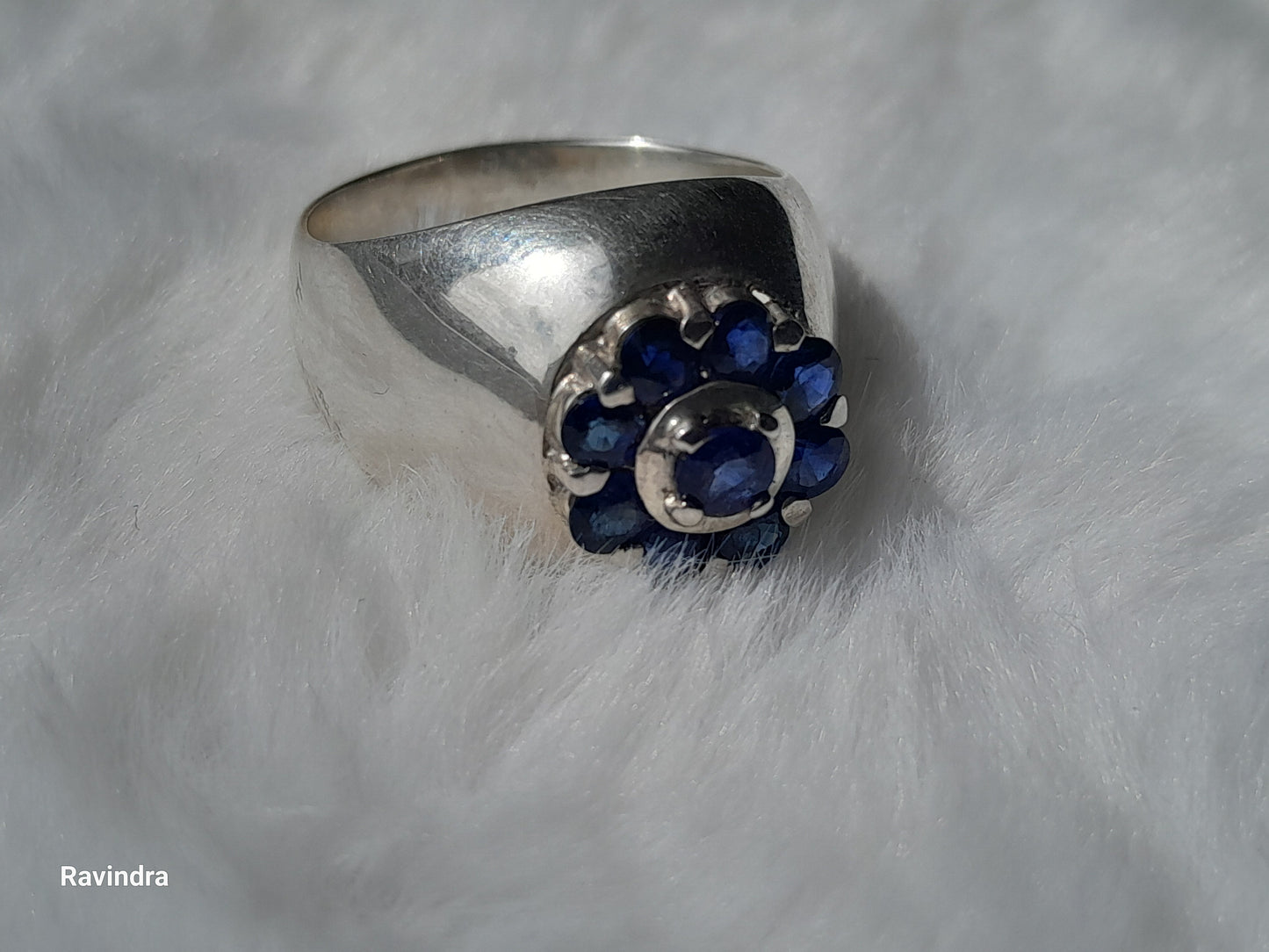 Natural Ceylon Blue Sapphire stone mounted Sterling Silver Men's Ring (Certified)