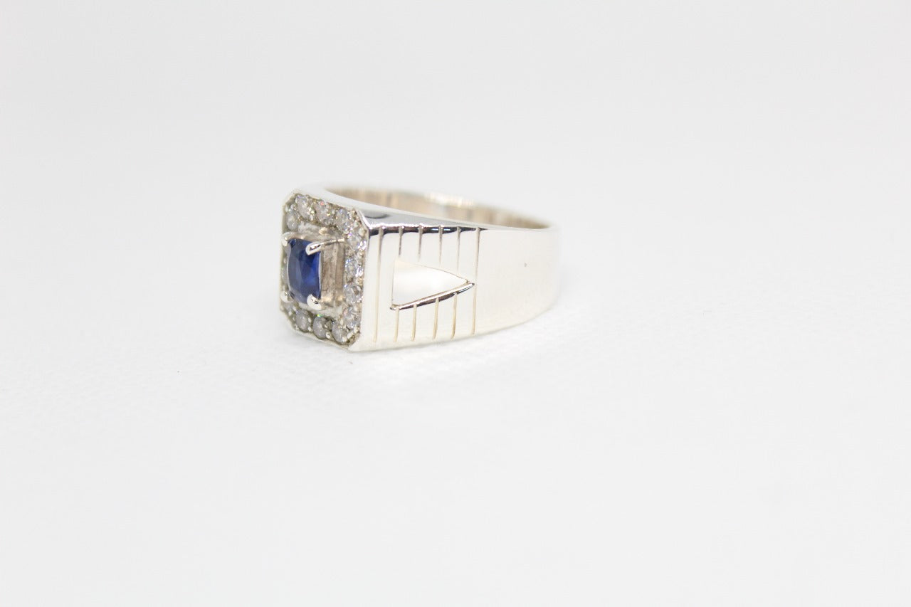 Sterling Silver Men's Ring with Natura Ceylon Blue sapphire