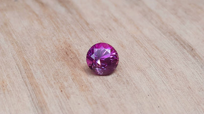 Natural Pink Sapphire - 0.40 carats (Certified)