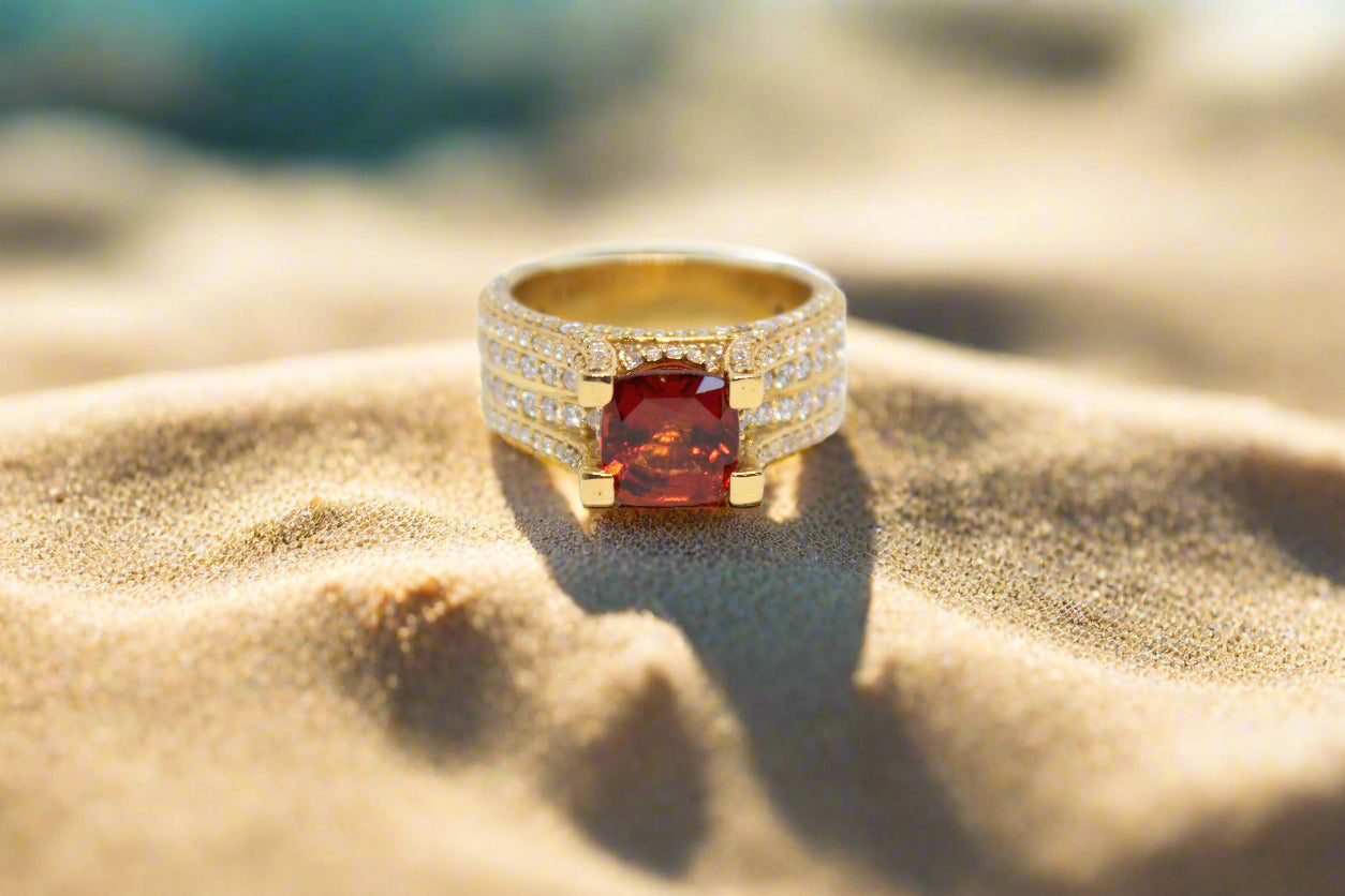 925 Sterling Silver Ring (Gold Plated) with a Natural Garnet