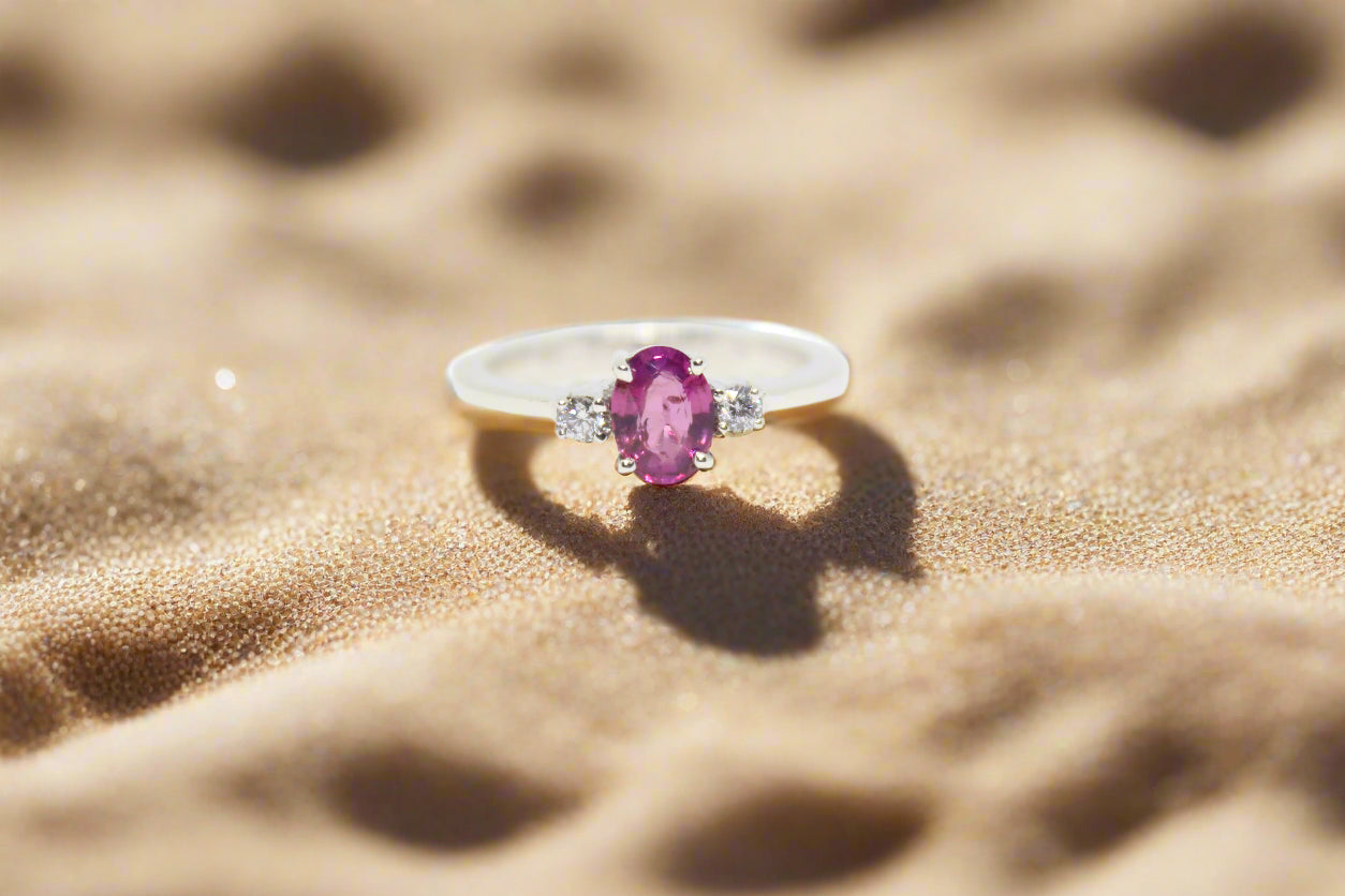 925 Sterling Silver Engagement Ring with a Natural Ceylon Pink Sapphire