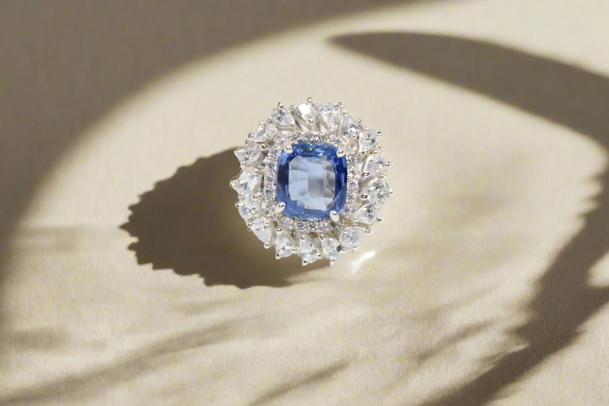 925 Sterling Silver with a 3.08 Carat Natural Ceylon Blue sapphire