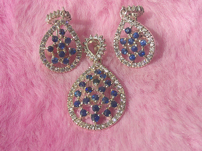 Sterling silver earrings and pendant featuring exquisite Ceylon natural blue sapphires (Certified)