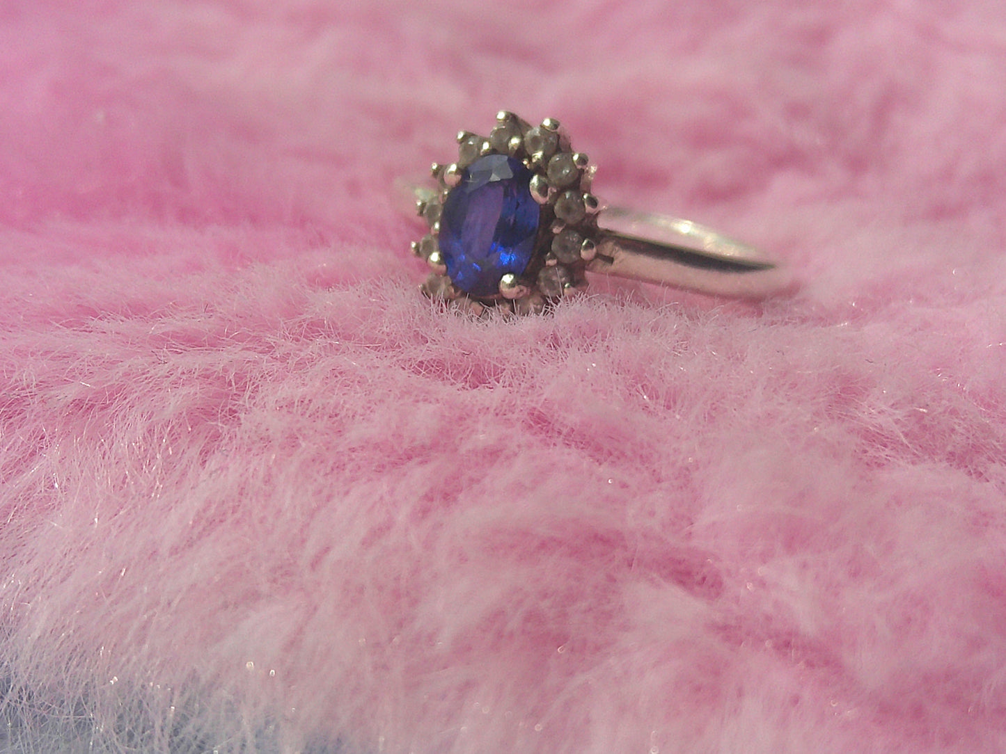 Natural Ceylon Blue Sapphire 925 Silver ladies' Ring (Certified)