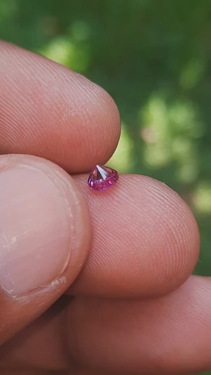 Natural Pink Sapphire - 0.40 carats (Certified)